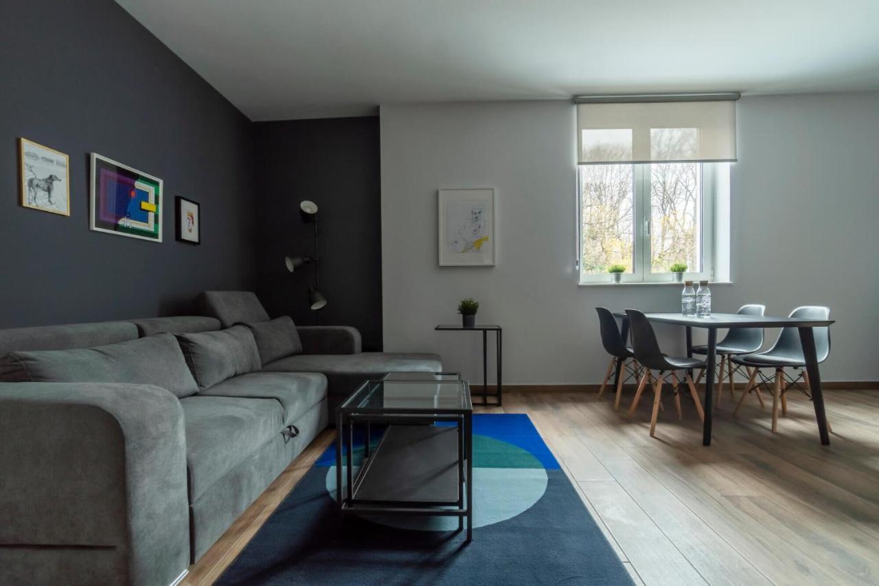 Hostgost Selected Suites - Botanical Garden Belgrado Esterno foto