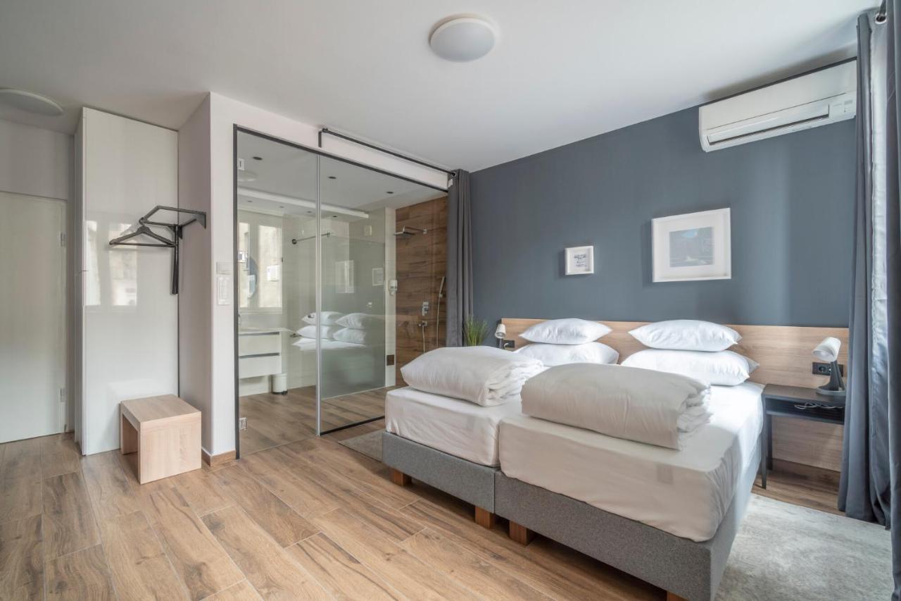 Hostgost Selected Suites - Botanical Garden Belgrado Esterno foto
