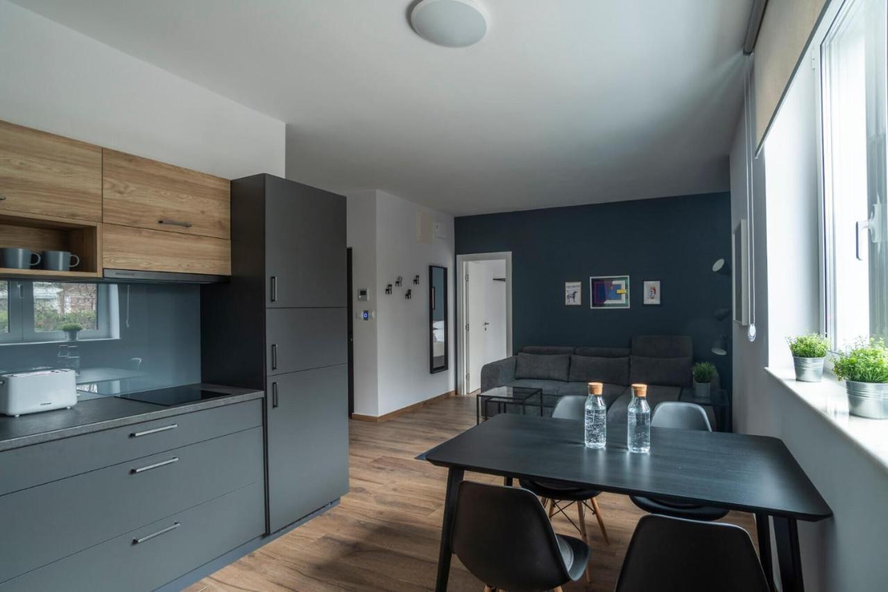 Hostgost Selected Suites - Botanical Garden Belgrado Esterno foto