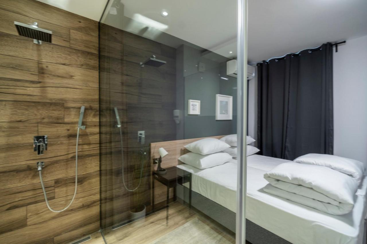 Hostgost Selected Suites - Botanical Garden Belgrado Esterno foto