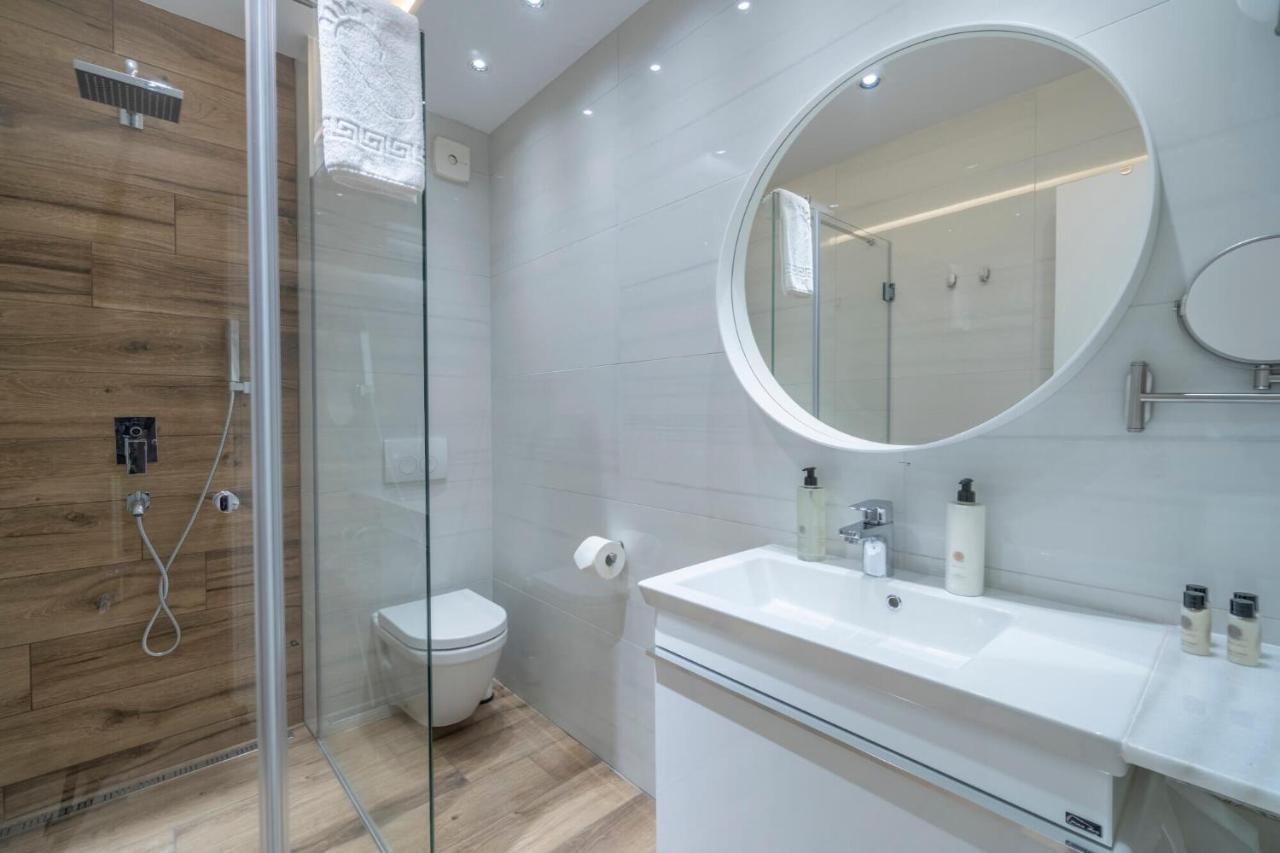 Hostgost Selected Suites - Botanical Garden Belgrado Esterno foto