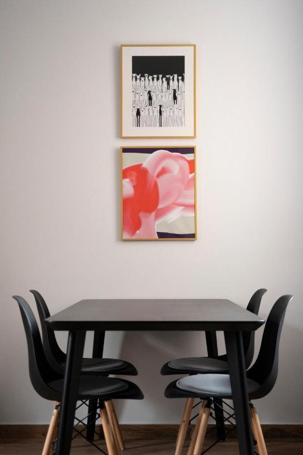 Hostgost Selected Suites - Botanical Garden Belgrado Esterno foto